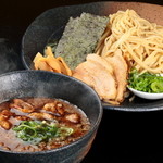 ラーメン 龍の家 新宿小滝橋通り店2