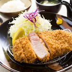 すずや 新宿本店1